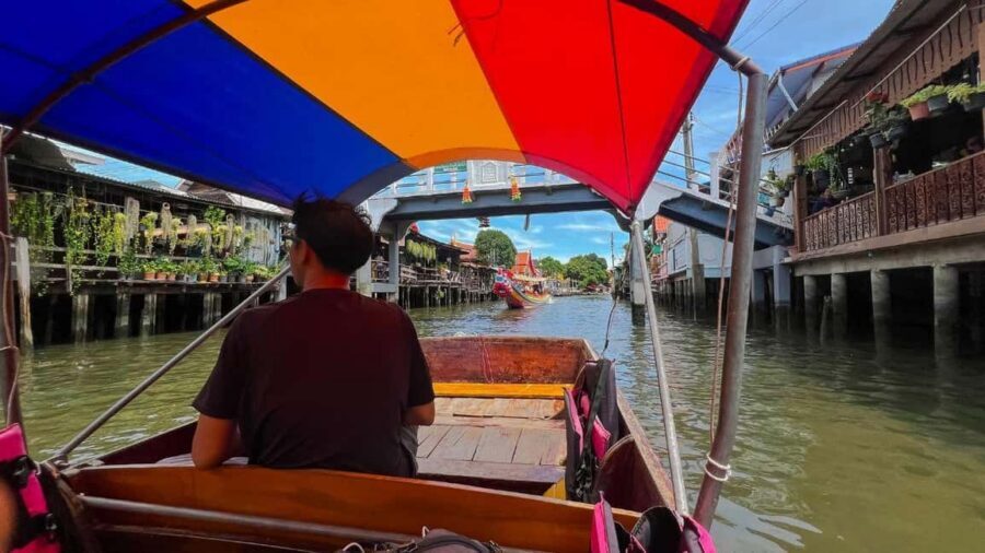 1 Hr Private Bangkok Canal Boat Tour: Traditional Flat Boat - Wat Pak Nam Phasi Charoen: the 69-meter Buddha from river level