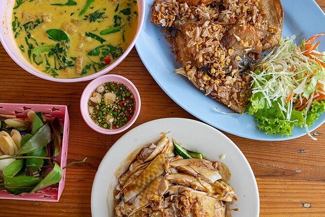 4 Corners of Thailand: A Taste Sensation Food Tour in Hua Hin - Stop 2: A 45-Minute Royal Thai Finale in Hua Hin