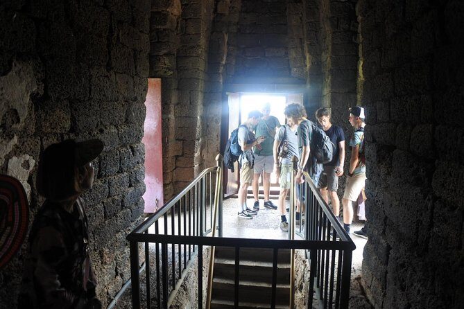 A Day in Ayutthaya: Private 5 UNESCO Temples Tour From Bangkok - Stop 6: Wat Chaiwatthanaram and the 1630 monument mindset