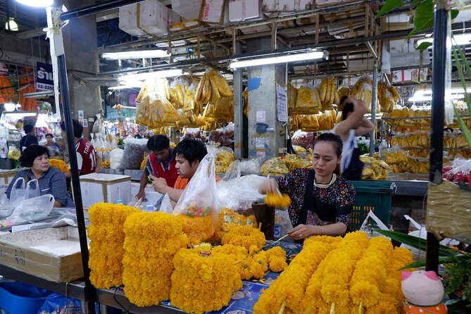 A night at the market - Meeting point and what the 3-hour private format feels like