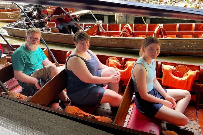 Amphawa and Railway Markets with Boat Ride Group Tour - Amphawa Floating Market: wooden waterfront shopping and canal food