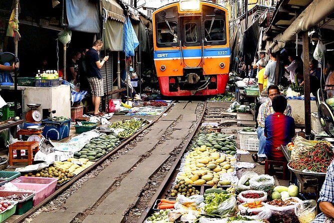 Amphawa Floating Market Tour with Maeklong Railway Market (SHA Plus) - From Bangkok to Amphawa: your first taste of the river atmosphere