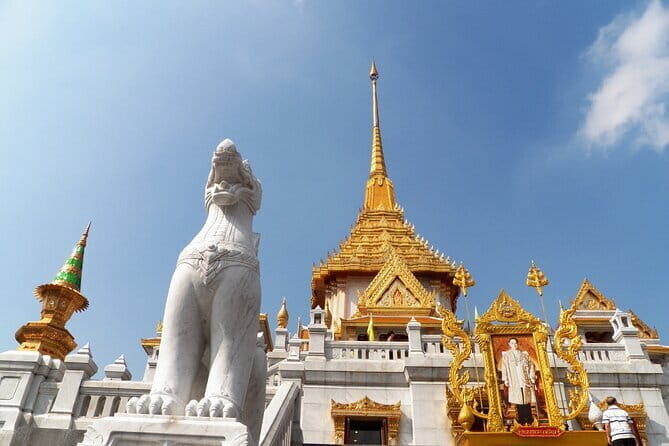 Ancient City & Temples of Ayutthaya ( UNESCO ) by River Cruise with Buffet Lunch - Wat Mahathat: The Buddha Face in Tree Roots