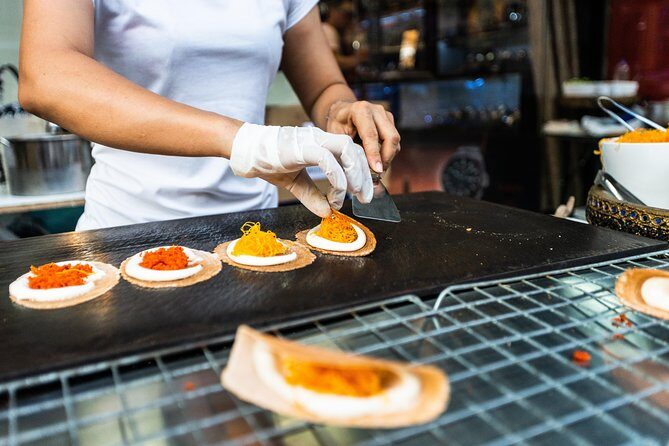 Authentic Street Food Tour in China Town Bangkok - Plaeng Nam Road meeting point: how the tour keeps you from getting lost