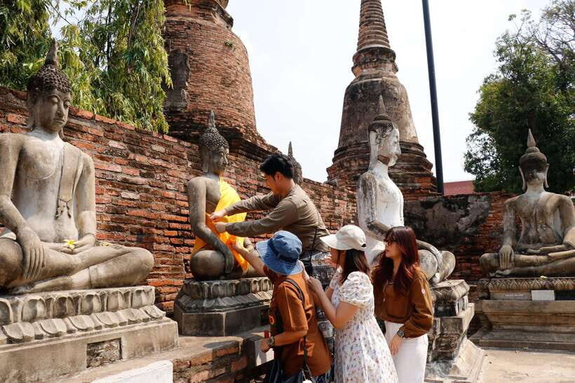 Ayutthaya One Day: Famous Temples & Bang Pa-In Palace Tour - Where you meet and how drop-off works