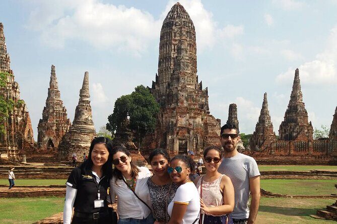 Ayutthaya Sunset Boat & UNESCO Temples: Multi-language private tour from Bangkok - Wat Mahathat: The Bodhi Tree Buddha Head Moment
