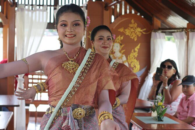 Ayutthaya Sunset Discovery, Boat Ride, Iconic Spots, Local Market - Ayutthaya in an 8-hour window: what you’re actually buying
