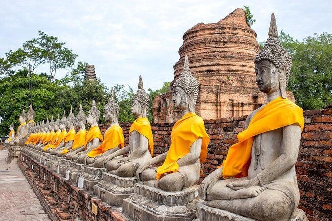Ayutthaya Sunset Discovery, Boat Ride, Iconic Spots, Local Market - Wat Mahathat: the Buddha head in tree roots