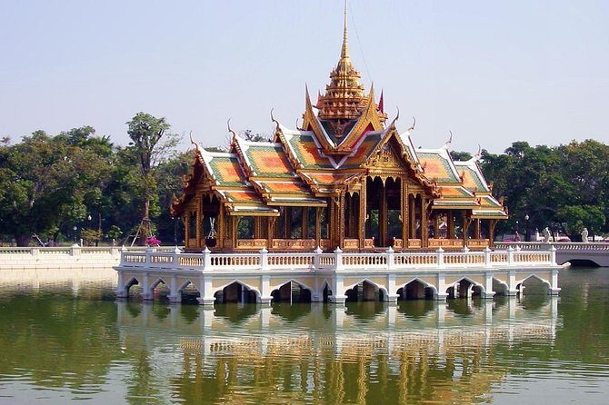 Ayutthaya UNESCO Temples Group Tour with Lunch - Wat Chaiwatthanaram: riverfront ruins and the King Prasat Thong story