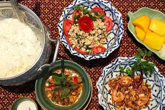 Baipai Thai Cooking School: Authentic Cooking Class Tour - Who should book this Thai cooking class in Bangkok