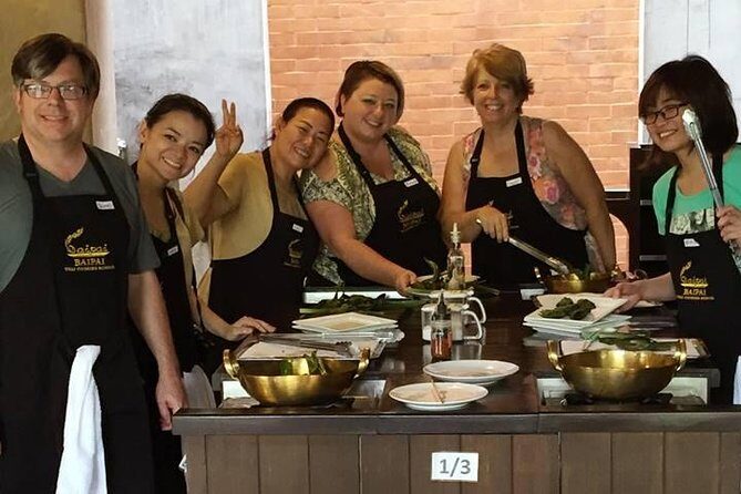Baipai Thai Cooking School Class in Bangkok - Teachers, language, and the hands-on coaching you want