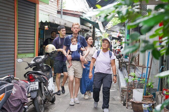 Bang Rak Backstreets: Local Bites & Culture Walking Tour - Bangkokian Museum: architecture and everyday artifacts in one stop