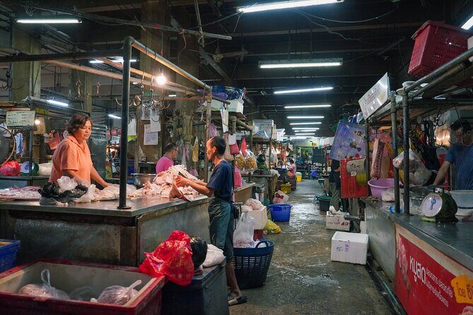 Bang Rak Backstreets: Local Bites & Culture Walking Tour - Price and what makes it feel worth $46.12