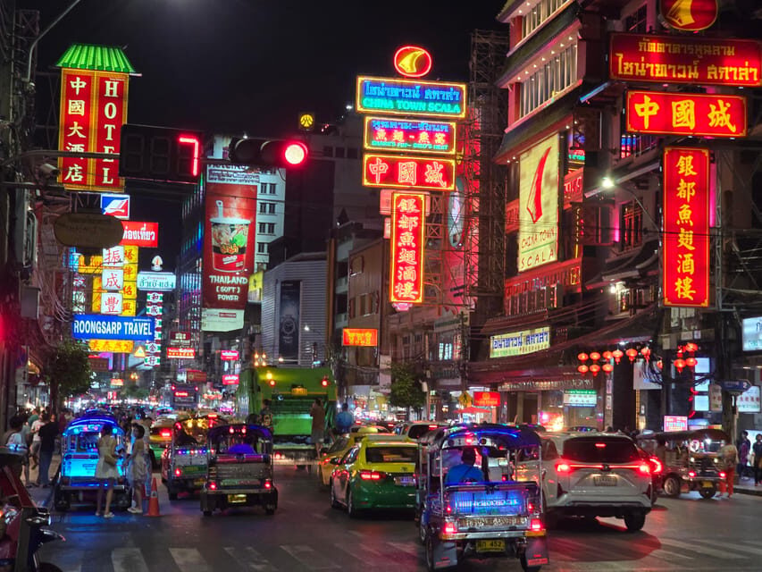 Bangkok: A 4 Hours Tuk Tuk Sightseeing Tour Iconic Landmarks - The tuk tuk ride: fun transport with real comfort tradeoffs