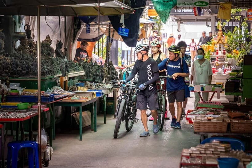 Bangkok: Backstreets and Historic Temples Bike Tour - Why Bangkok by Bike Beats the Big-Road Checklist