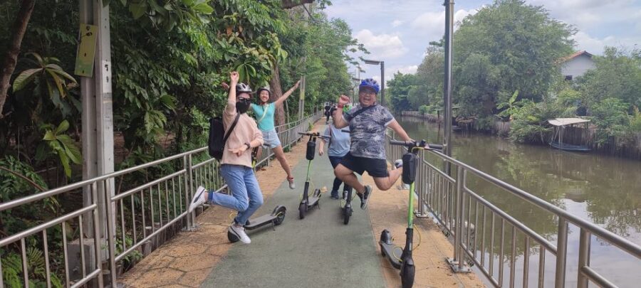 Bangkok: Bang Kachao E-Scooter Jungle Tour - Mangrove and coconut country: why the scooter route feels different