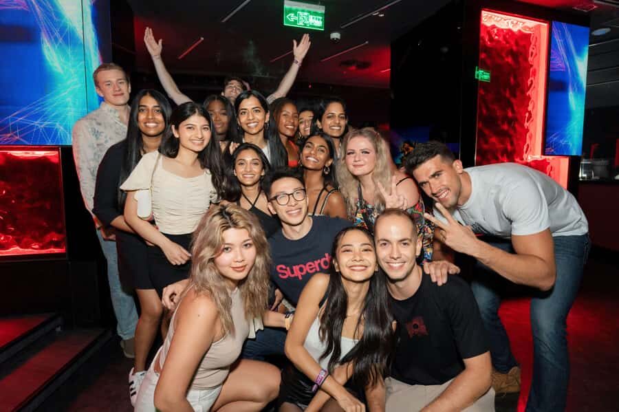 Bangkok: Bar and Club Crawl - Private Transportation: Avoid the Taxi Trap at 1 a.m.