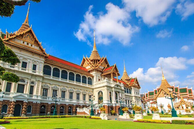 Bangkok Best Two Temples Emerald & Reclining Buddha + GrandPalace - Key things to know before you go