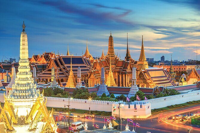 Bangkok Best Two Temples Emerald & Reclining Buddha + GrandPalace - Grand Palace: the royal complex without the headache