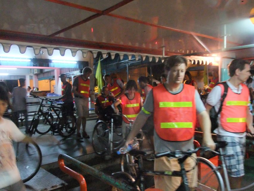 Bangkok by Night Cycling Tour with Street-food Meal - Chinatown After Dark: Lanterns, Signs, and Night Dining Energy