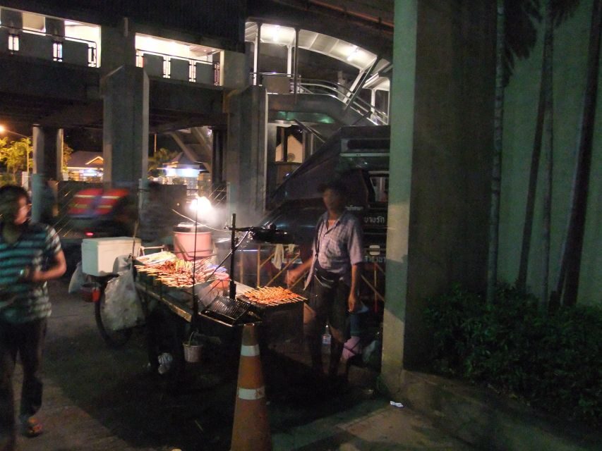 Bangkok by Night Cycling Tour with Street-food Meal - Your Guides Make the Night Feel Easy