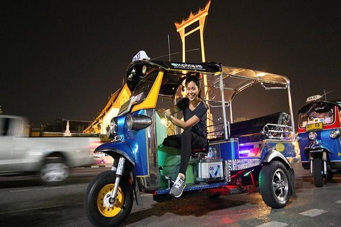 Bangkok by Night Tuk Tuk Tour: Markets, Temples & Food - Chinatown back alleys and the food tasting rhythm