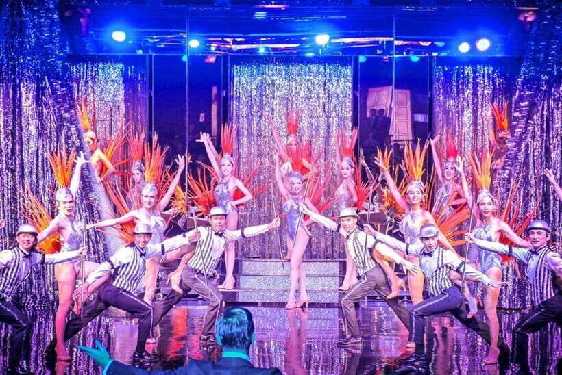 Bangkok: Calypso Cabaret Show with Thai Set Dinner - Photo ops and tips: how to handle it without stress