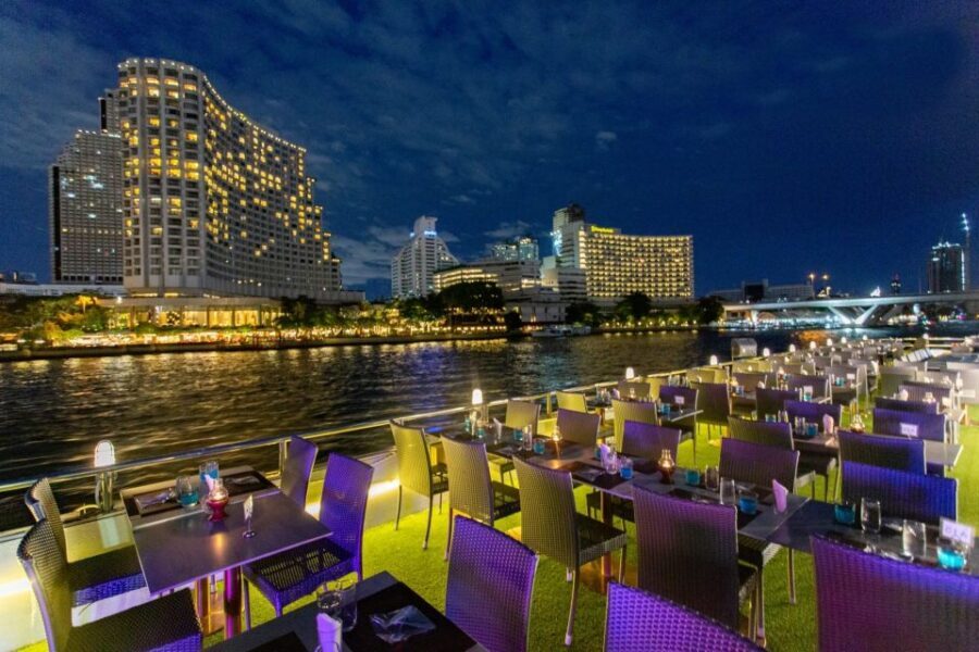 Bangkok: Chao Phraya Alangka Cruise at Icon Siam - Food: what the international buffet does (and doesn’t) solve