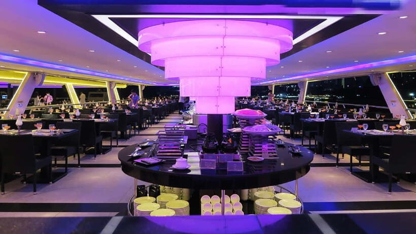 Bangkok: Chao Phraya Princess Dinner Cruise & Hotel Transfer - Live music and that onboard rhythm: why it feels like an event
