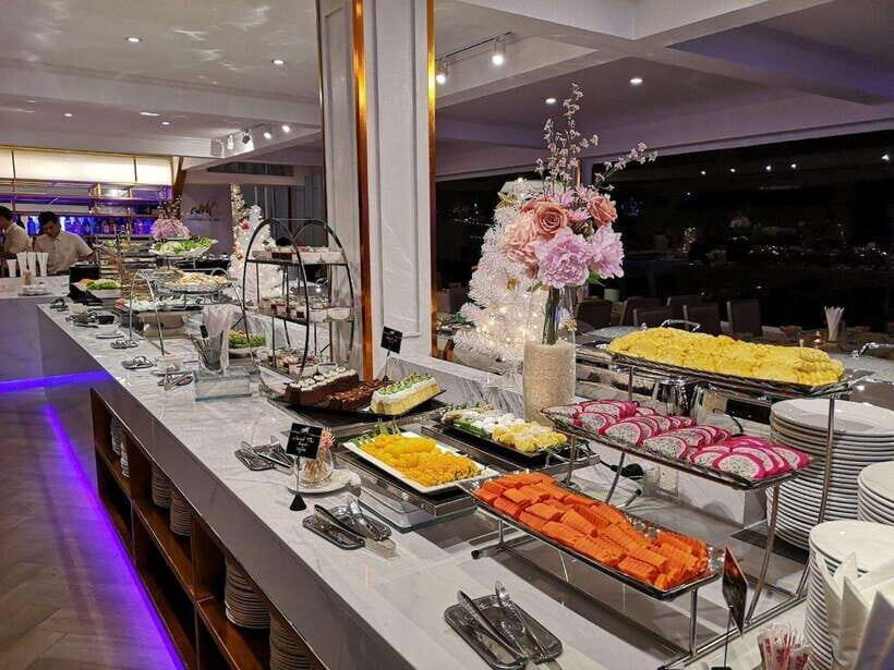 Bangkok: Chao Phraya River Meridian Cruise with Buffet - Why the Meridian Cruise makes Bangkok feel easy