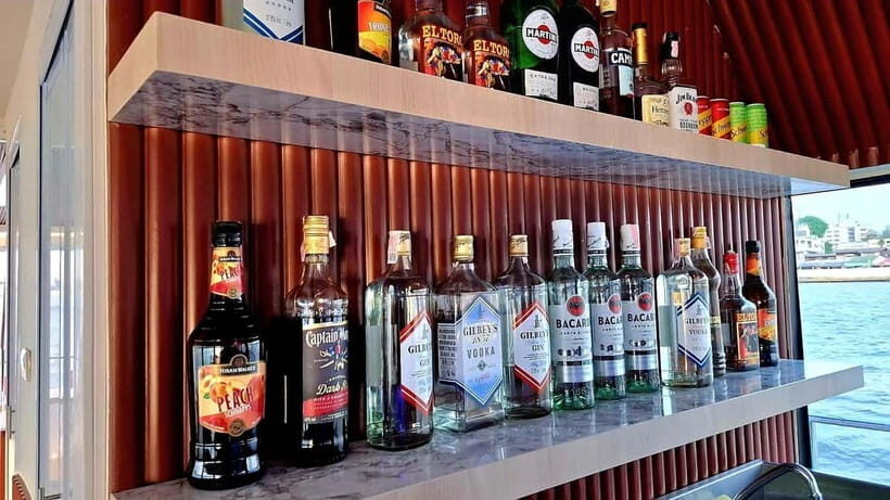 Bangkok : Chaophraya Booze Cruise – Drinks Onboard - The Two-Hour Itinerary: A Simple Night Loop You Can Build On