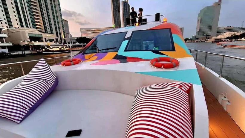Bangkok : Chaophraya Booze Cruise – Drinks Onboard - Value Check: Why This Beats Many Dinner Cruises