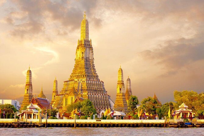 Bangkok City Highlights Tour: Grand Palace & Three Iconic Temples - Why this temple route works in Bangkok
