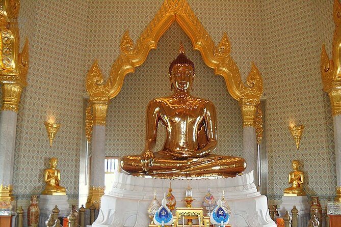 Bangkok City Highlights Tour: Grand Palace & Three Iconic Temples - Wat Pho: the reclining Buddha you can’t miss
