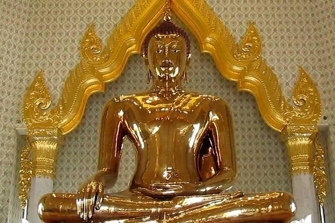 Bangkok City Highlights Tour: Grand Palace & Three Iconic Temples - Wat Arun on the Chao Phraya: riverfront temple icon