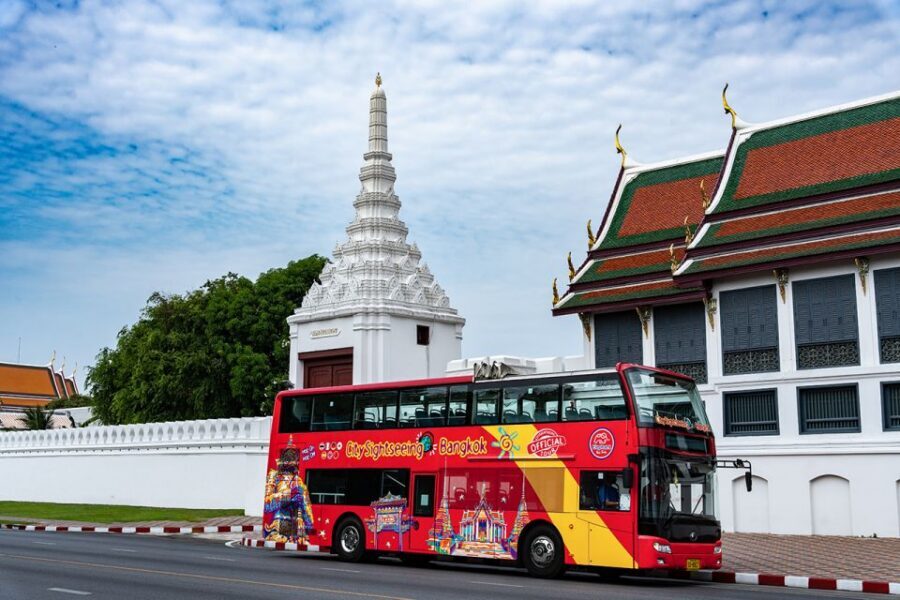 Bangkok: City Sightseeing Hop-On Hop-Off Bus Tour - First stop planning: Terminal 21 and the “find it fast” strategy