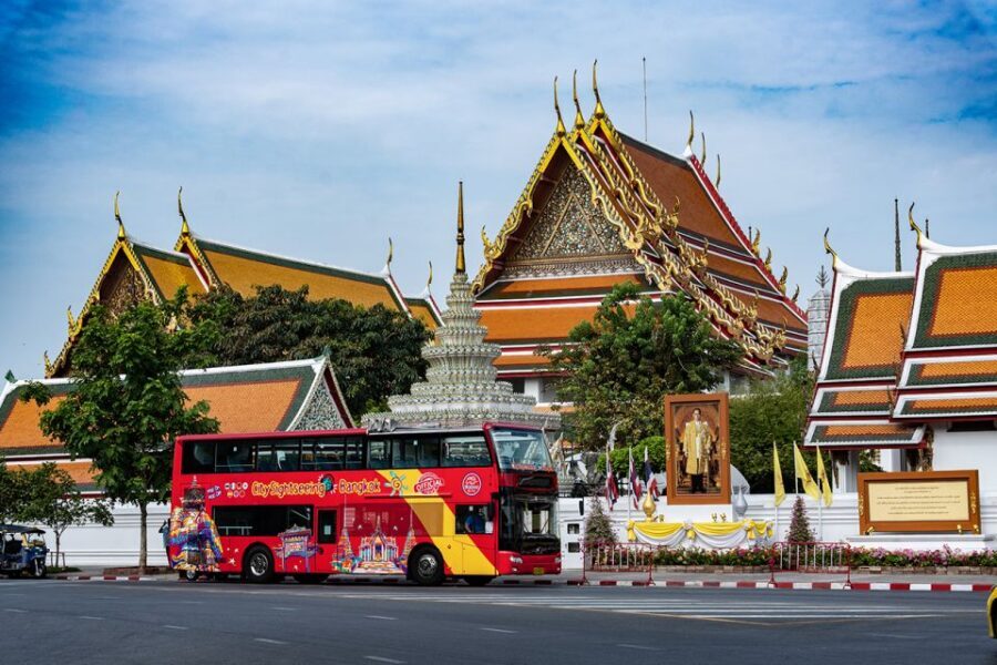 Bangkok: City Sightseeing Hop-On Hop-Off Bus Tour - Audio guide in 7 languages: helpful narration, but don’t tune out