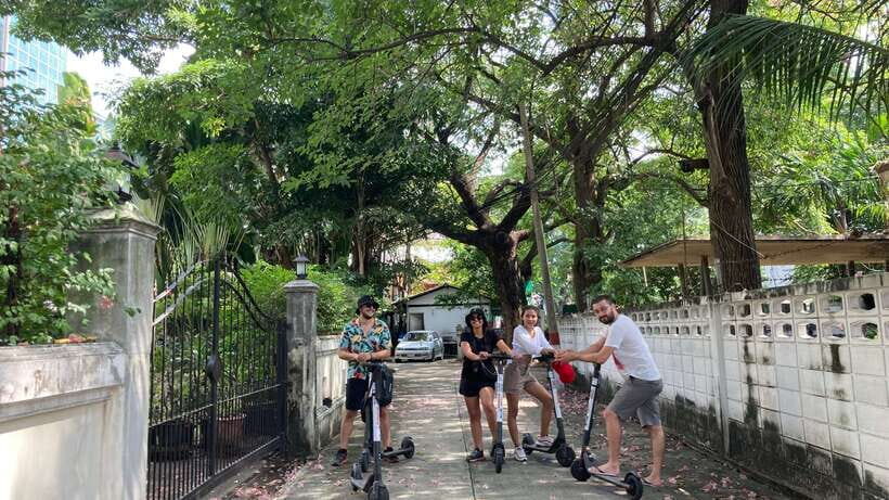 Bangkok Classic Discovery - Rajadamnern Stadium and Khao San Road to close the circuit