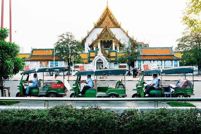 Bangkok Combo: Tuk Tuk App Pass, Chao Phraya Boat & E-sim - How the Tuk-Tuk App Pass Helps You Control the Day