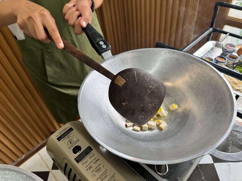 Bangkok Cooking Class : Traditional Thai dishes&Market Trip - A 3-Hour Bangkok Market-and-Cook Session That Feels Practical