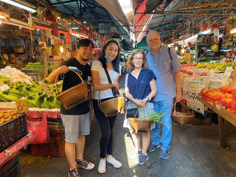 Bangkok: Cooking Class with Market Visit & Tuk Tuk Ride - Dietary options: what’s included, what costs extra, and what you must tell them