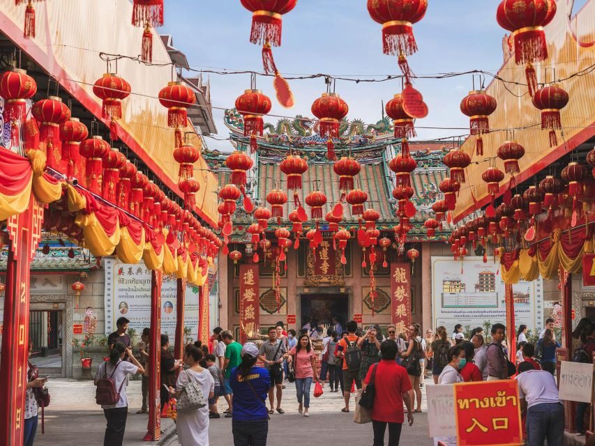 Bangkok: Discover a Taste of Chinatown – 2 Hr Walking Tour - Logistics that actually affect your comfort