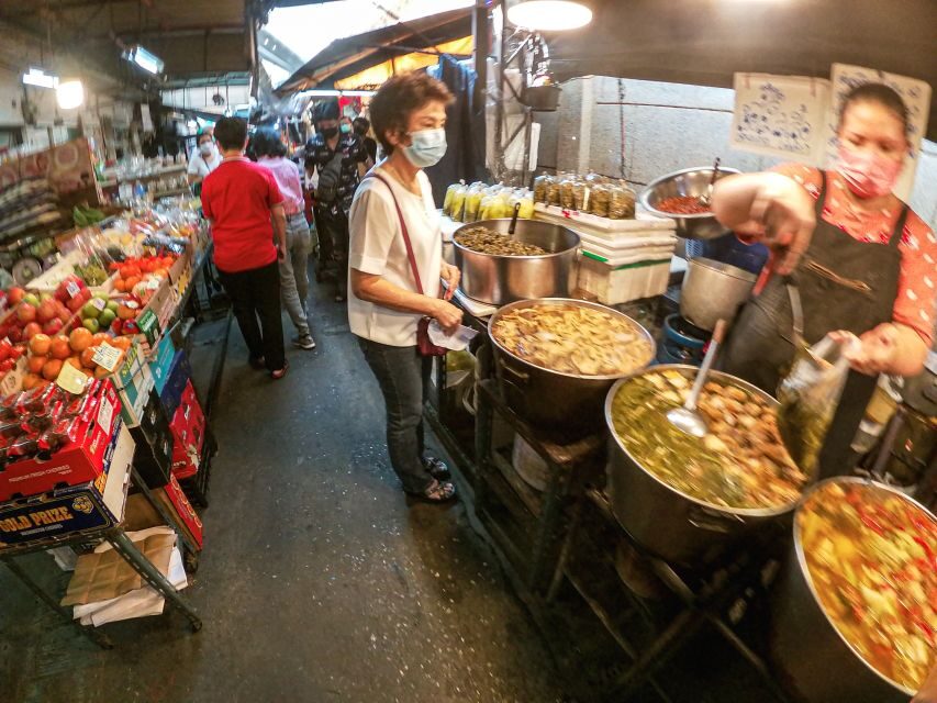 Bangkok: Discover a Taste of Chinatown – 2 Hr Walking Tour - Small group pacing: asking questions without getting left behind