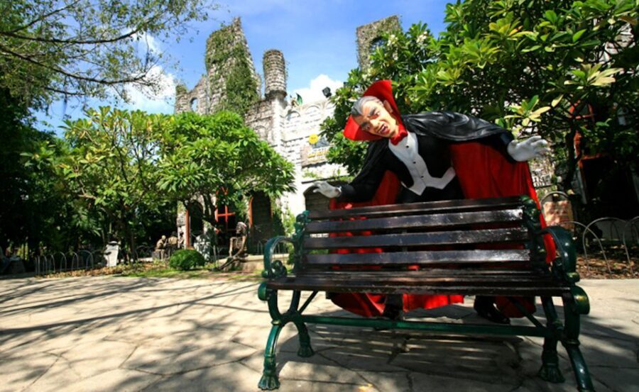Bangkok: Dream World Entrance Ticket - Fantasy Land and 4D fun: fairy tales across the zones