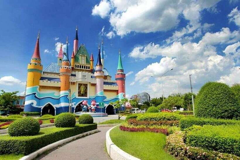 Bangkok: Dream World Unlimited Ride Ticket with Lunch - Entering the park flow: how to use 7 zones without wasting time