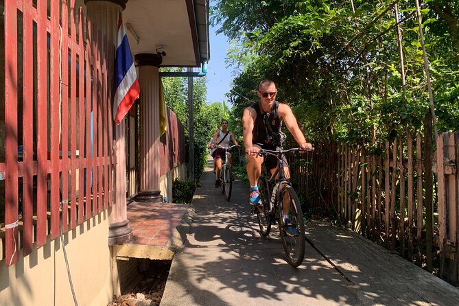 Bangkok Experiences Bike Tours-Backstreets and Hidden Gems - The temples: Wat Khun Chan and Wat Nak Prok in one loop
