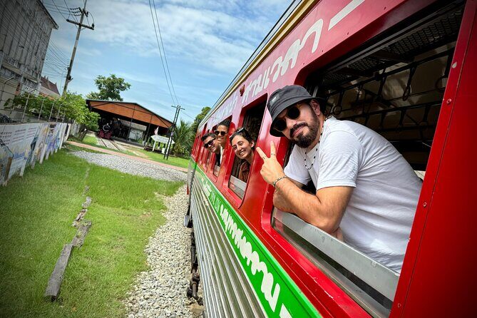 Bangkok: Floating Market and Train Market Experience - Longtail boat ride into canal life