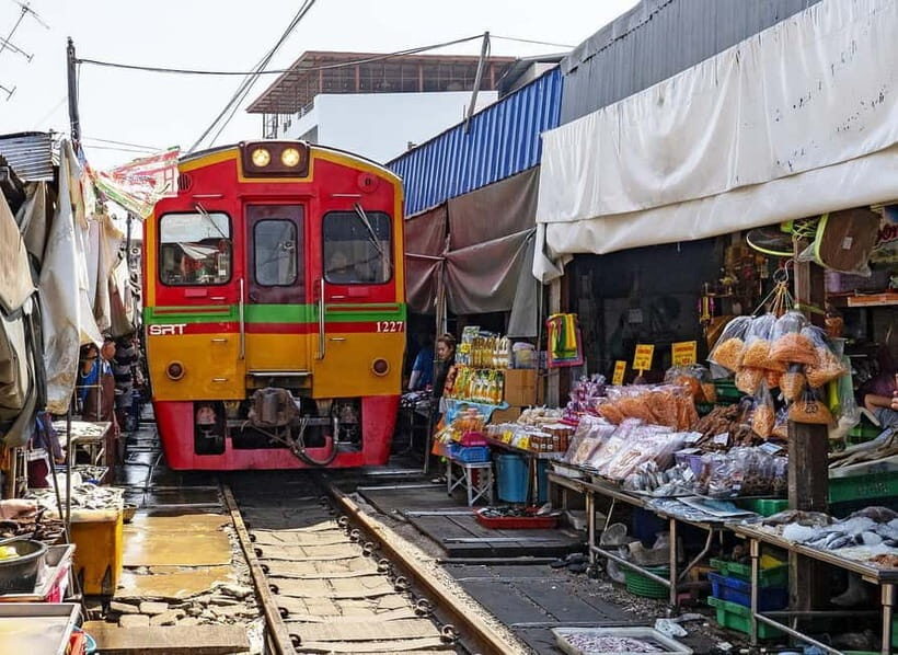Bangkok: Floating Market & Railway Market with Hotel Pick Up - What This Day Trip Does Best: Two Markets, One Rhythm