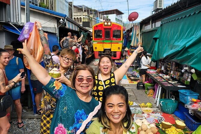 Bangkok: Floating Market & Train Market Discovery - Price and Value: What $25.62 Really Buys You
