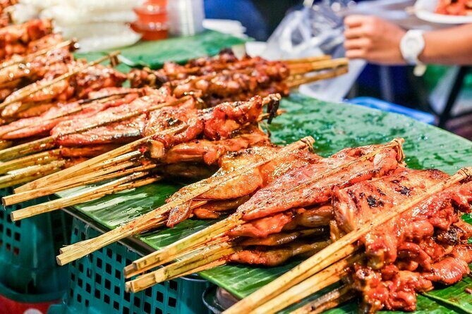 Bangkok: Floating Market & Train Market with Train/Boat ride - Damnoen Saduak Floating Market: Boat Ride, Canal Views, and Snack Stops